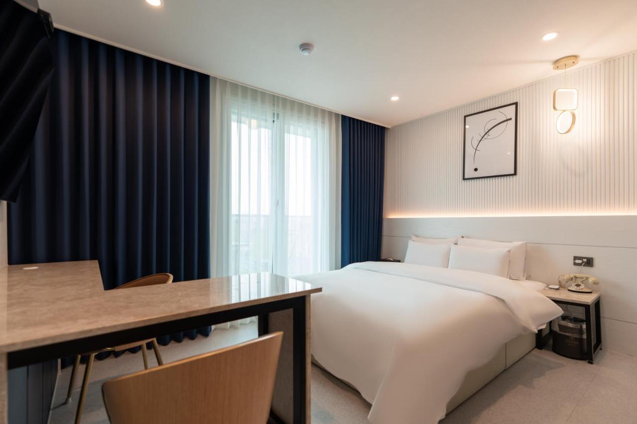 Jecheon Hound Hotel Chech'ŏn Dış mekan fotoğraf